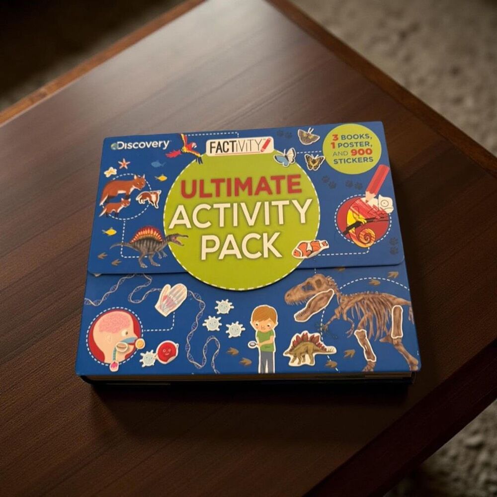 Discovery Kids Workbook & Sticker Collection Body Dinosaurs & Animals Activitys